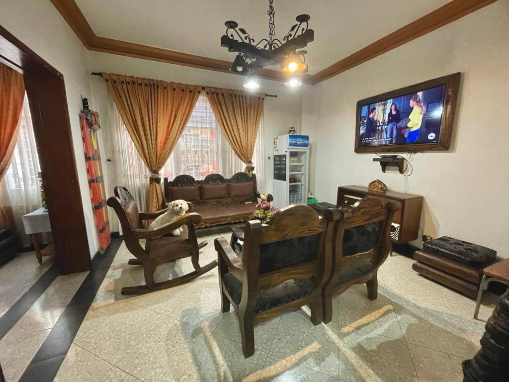 بوغوتا Hostal Internacional المظهر الخارجي الصورة